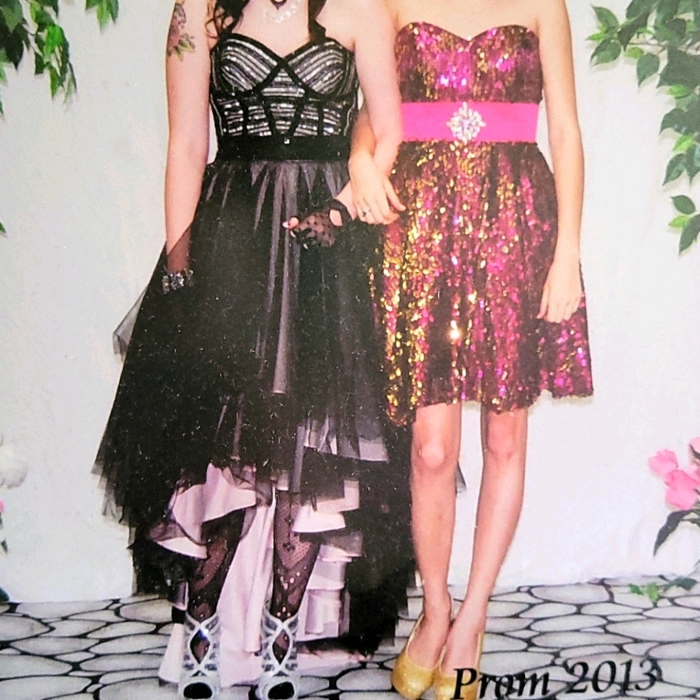 Gothy Prom Dress - Picture 1 of 6